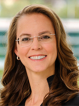 Dr. Christine Knackfuß-Nikolic